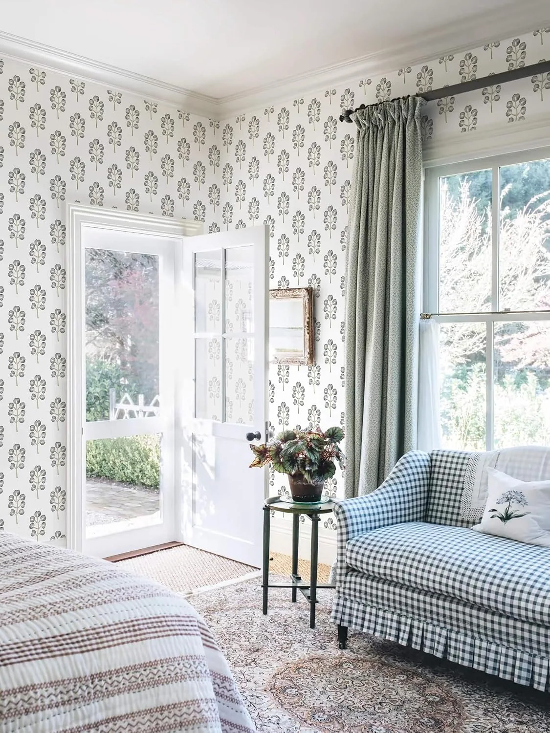 Heroad Farmhouse Botanical peel and stick wallpaper in a room