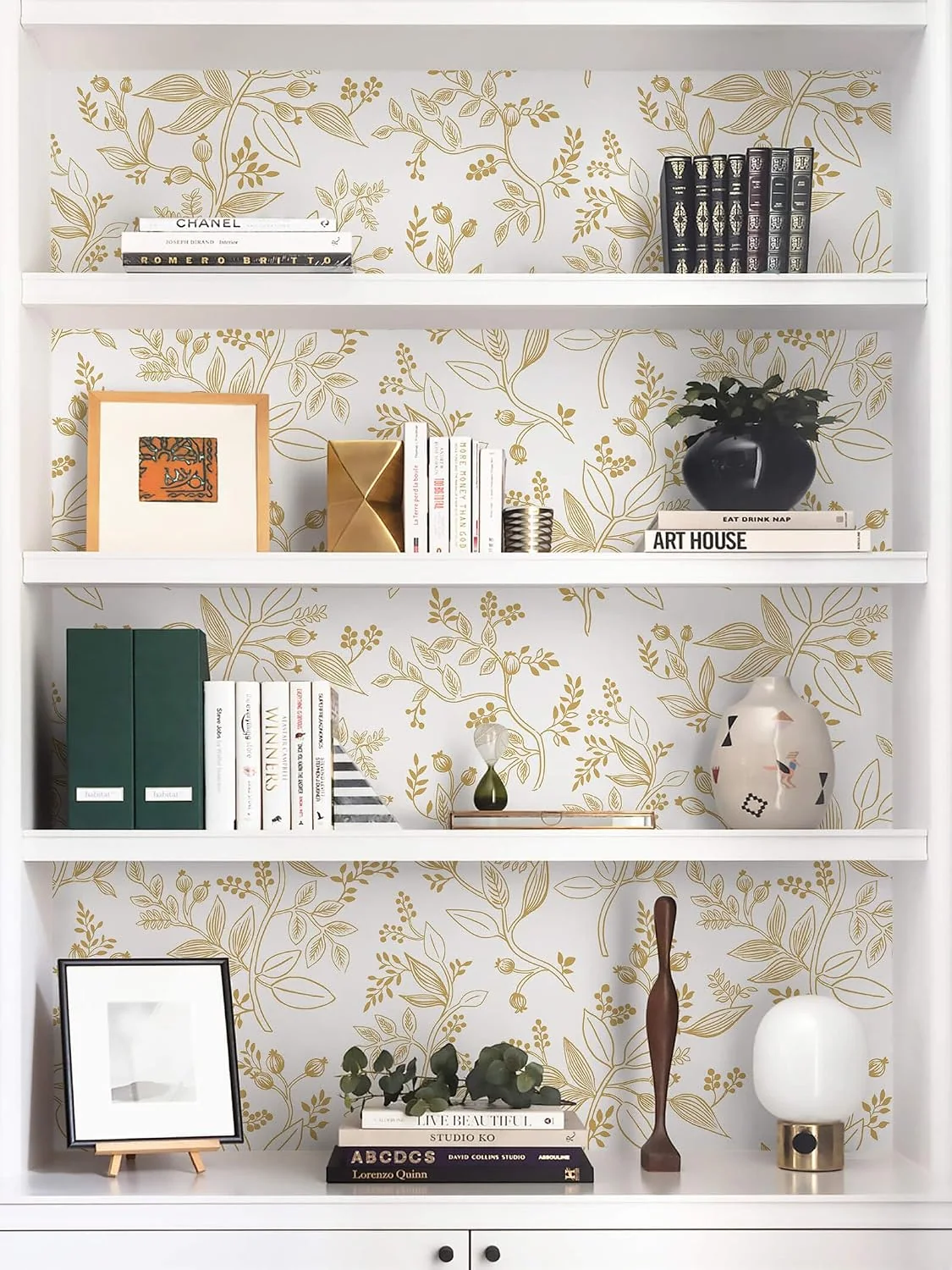 Heroad White and Gold Botanical peel and stick wallpaper in a room