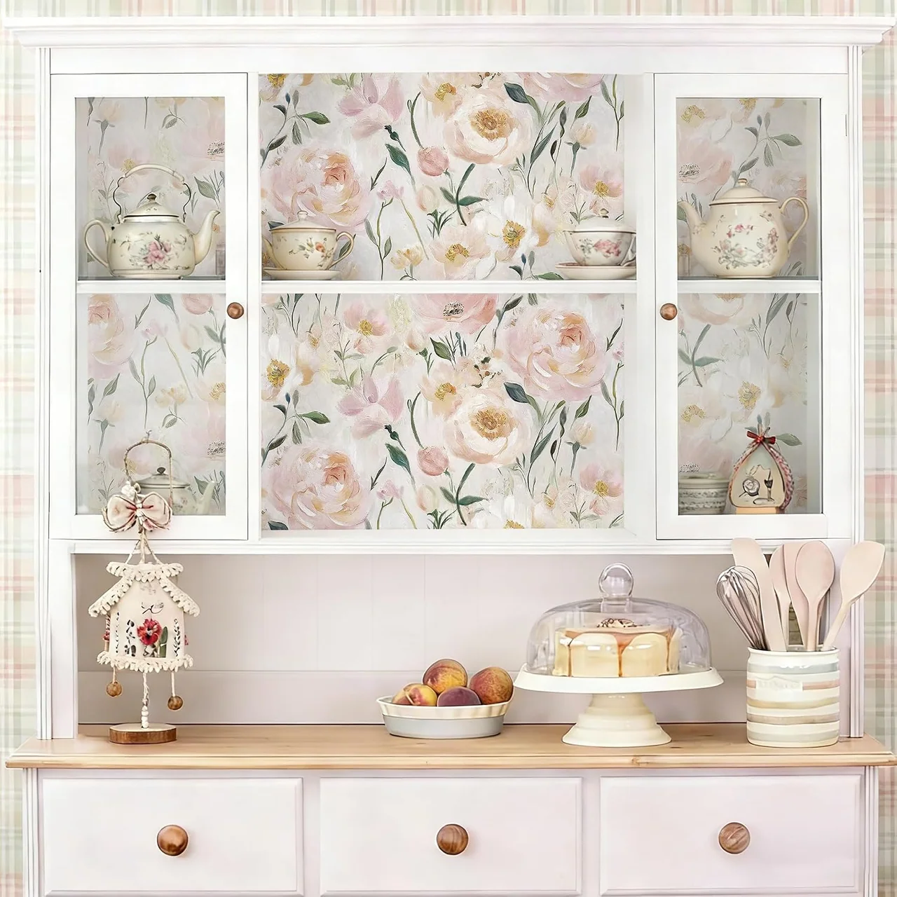 Heroad Pink Peony peel and stick wallpaper in a room