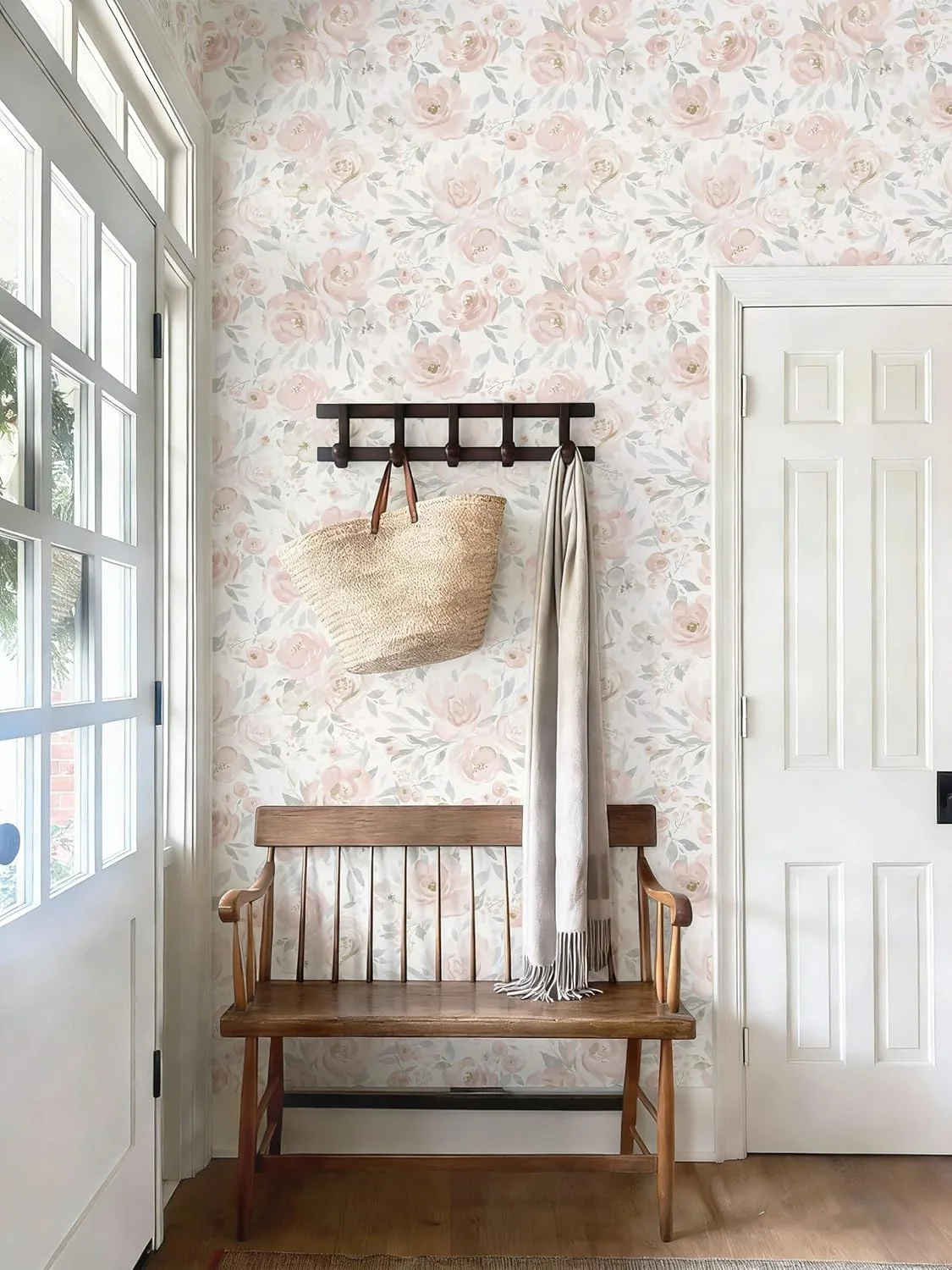 Heroad Blush Floral peel and stick wallpaper in a room