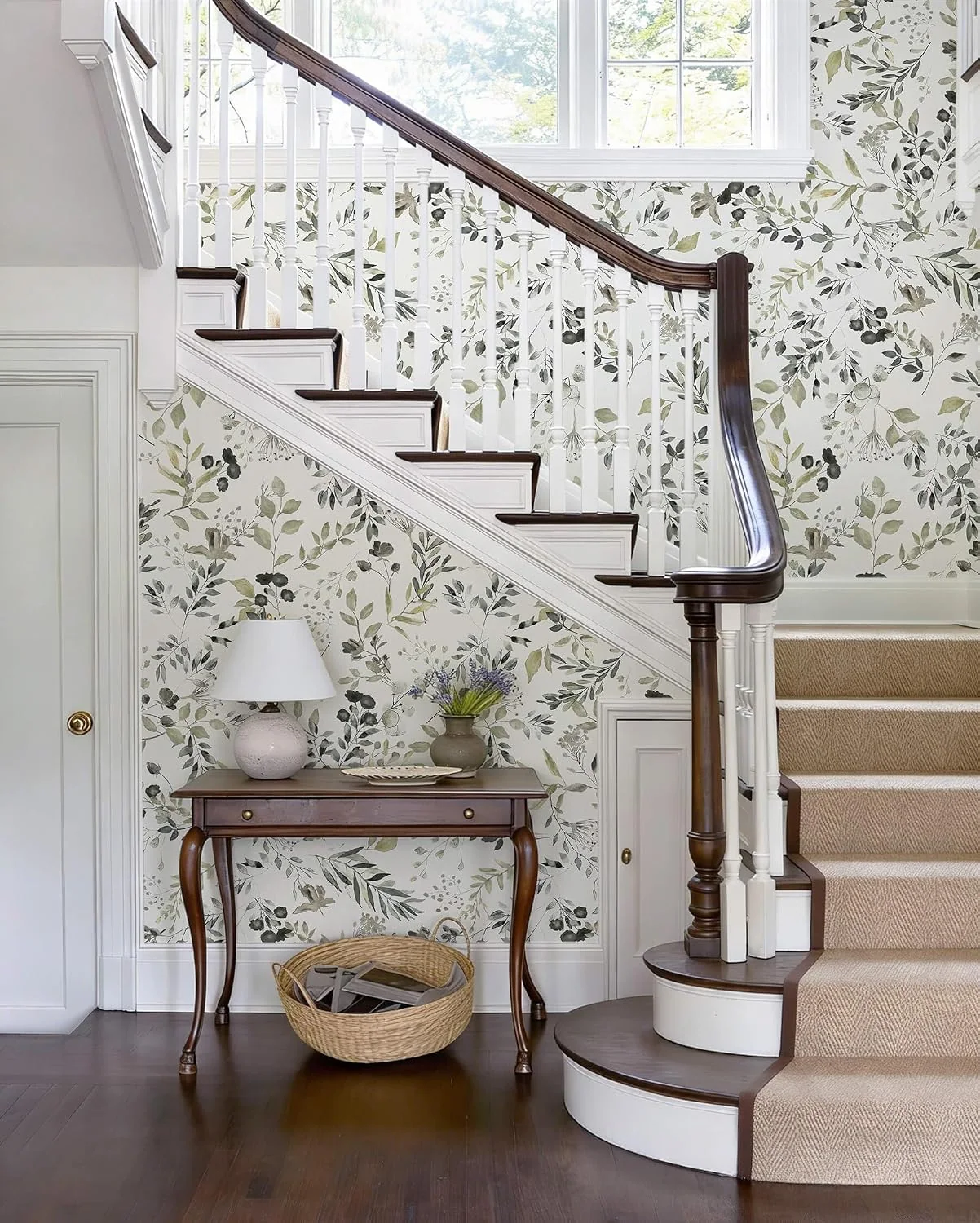 Heroad Green Vintage Leaf peel and stick wallpaper in a room