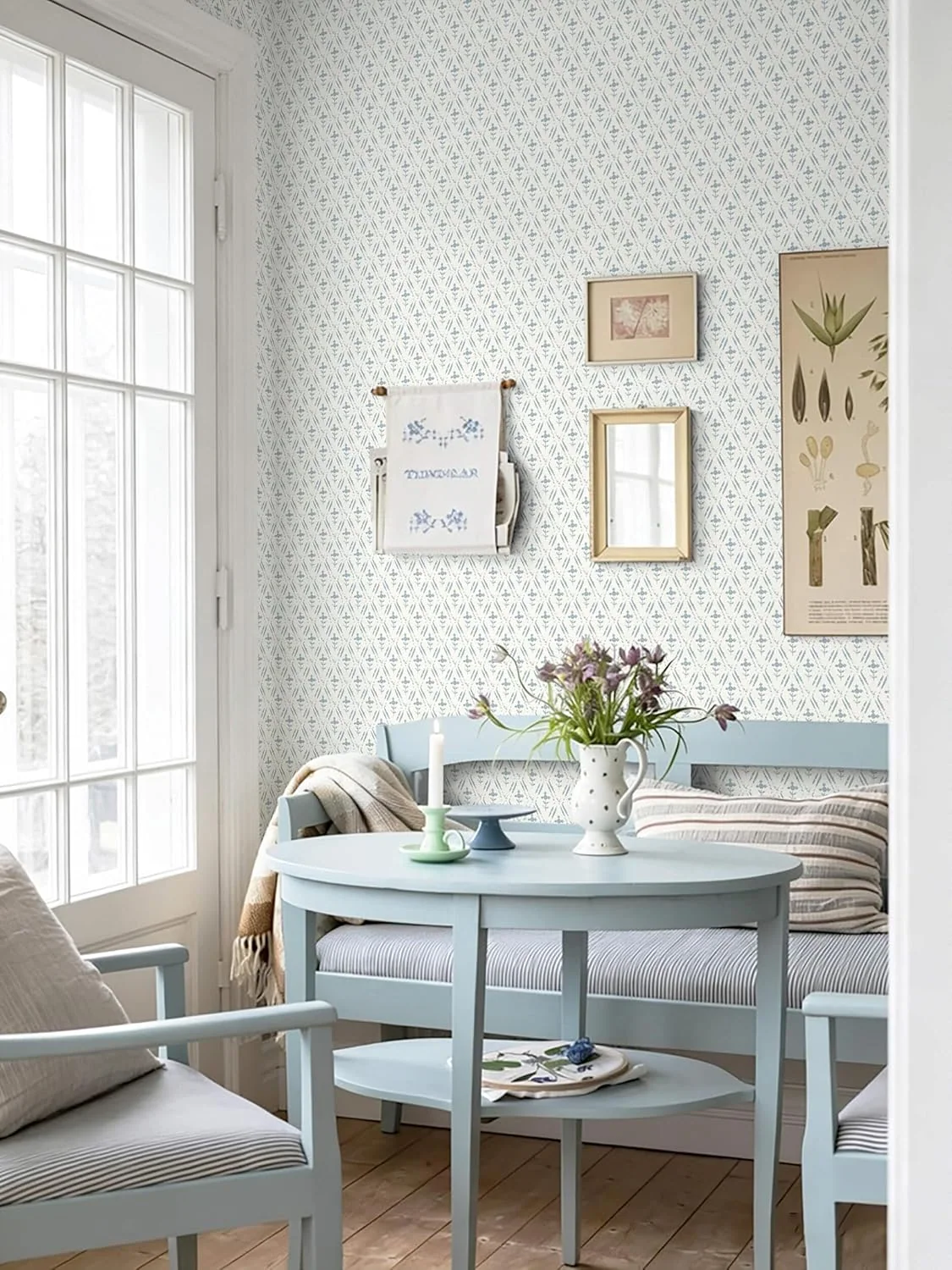 Heroad Blue Farmhouse Floral peel and stick wallpaper in a room