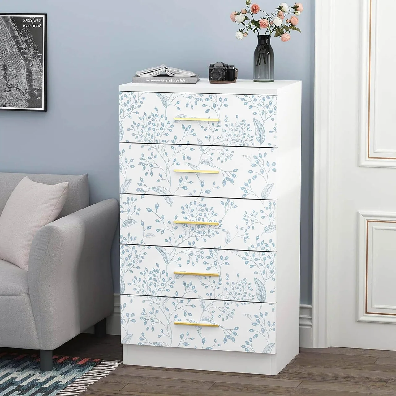 Heroad Light Blue Boho Floral peel and stick wallpaper in a room