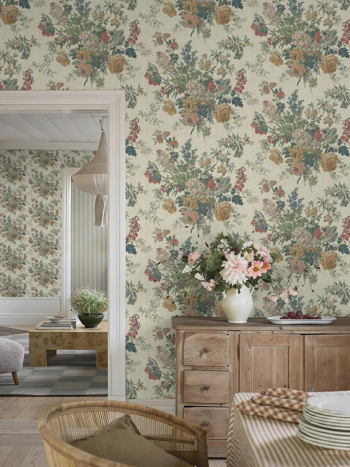 Heroad Farmhouse Chintz Floral peel and stick wallpaper in a room