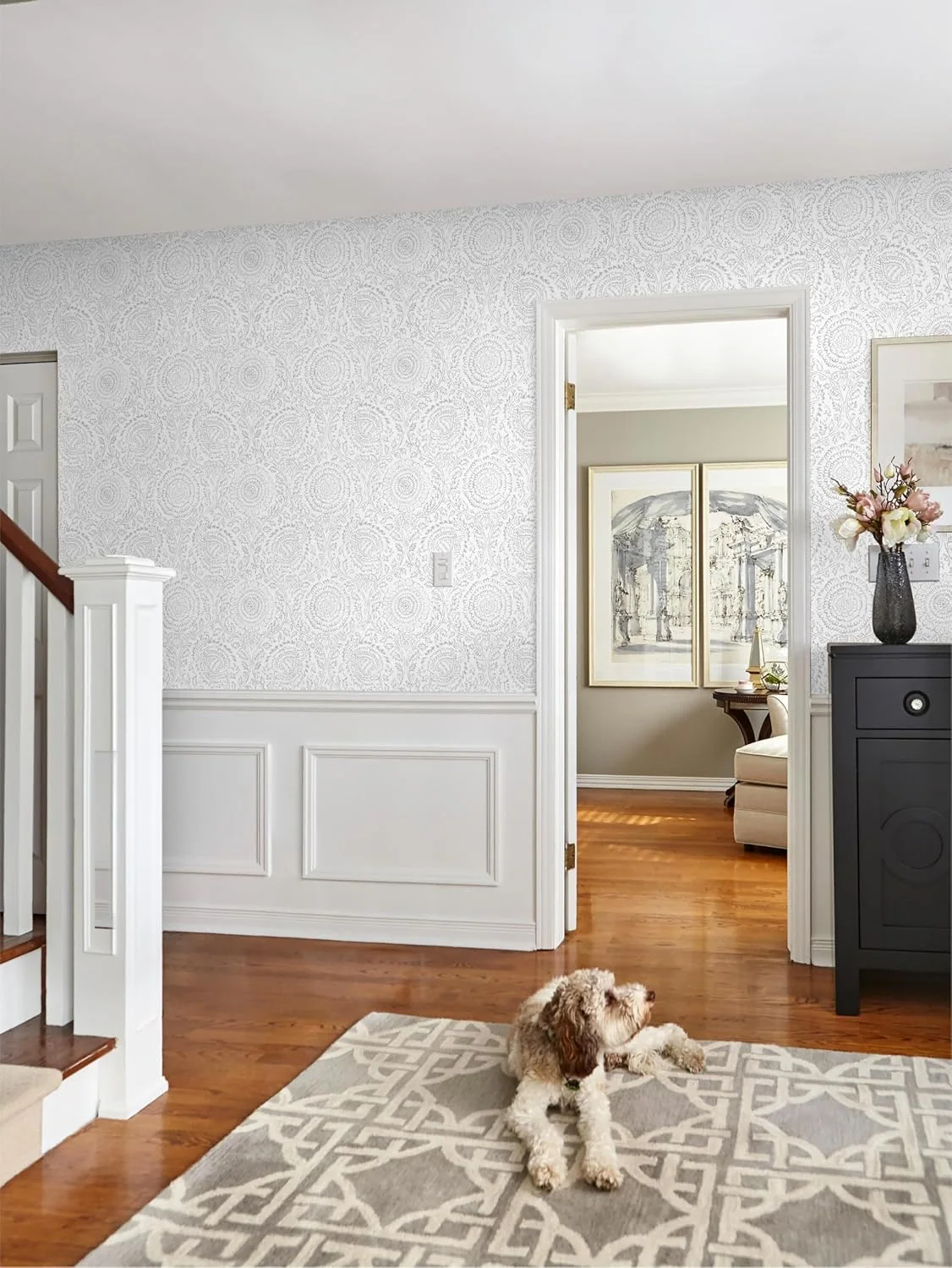 Heroad Grey Modern Floral peel and stick wallpaper in a room
