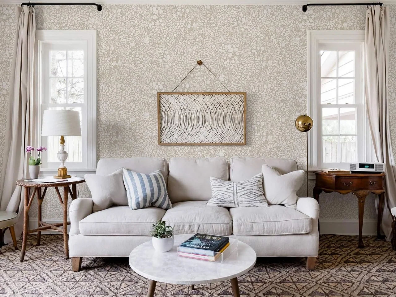 Heroad Beige Boho Wildflower peel and stick wallpaper in a room