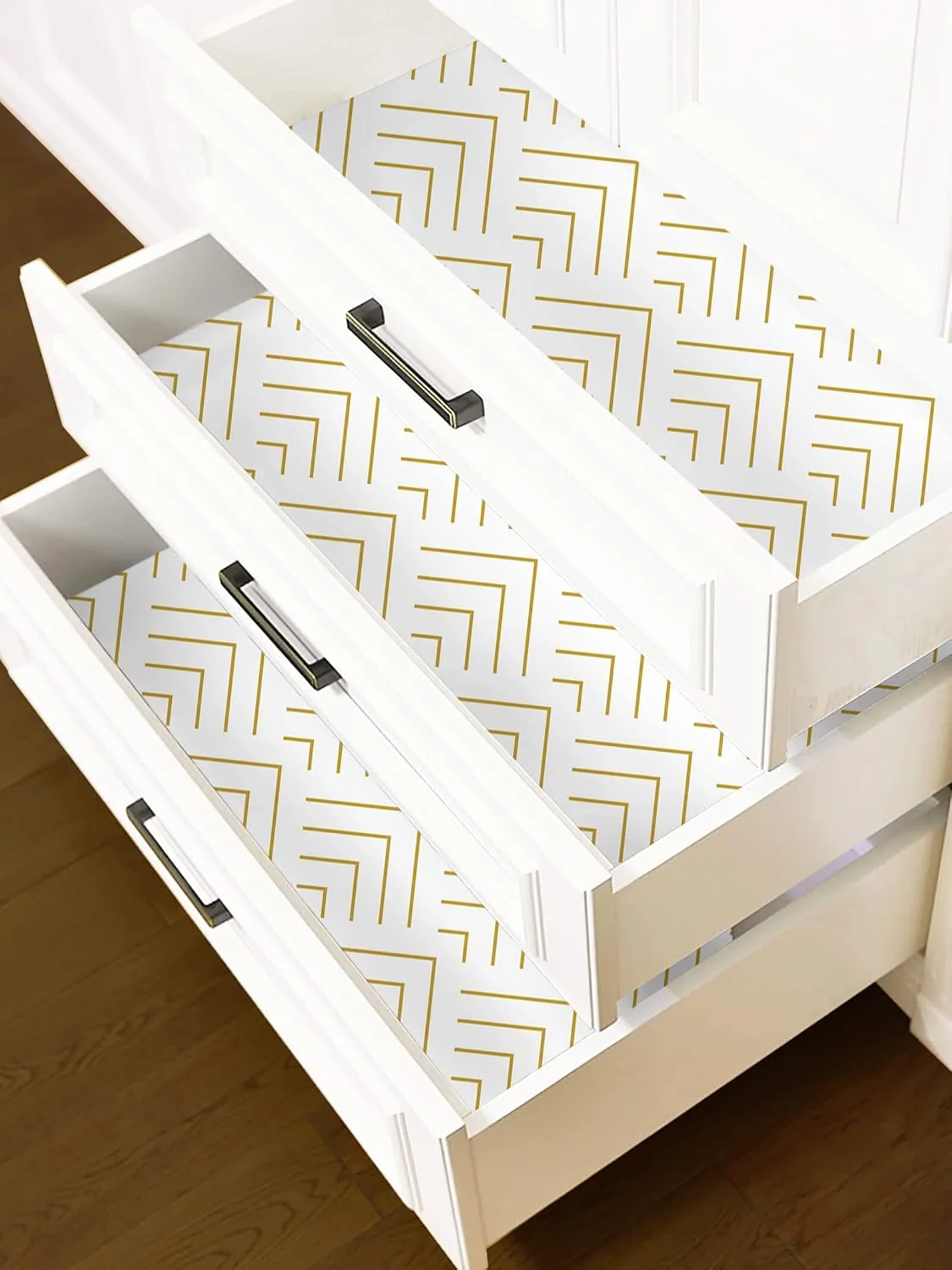 Heroad Gold Geometric peel and stick wallpaper in a room