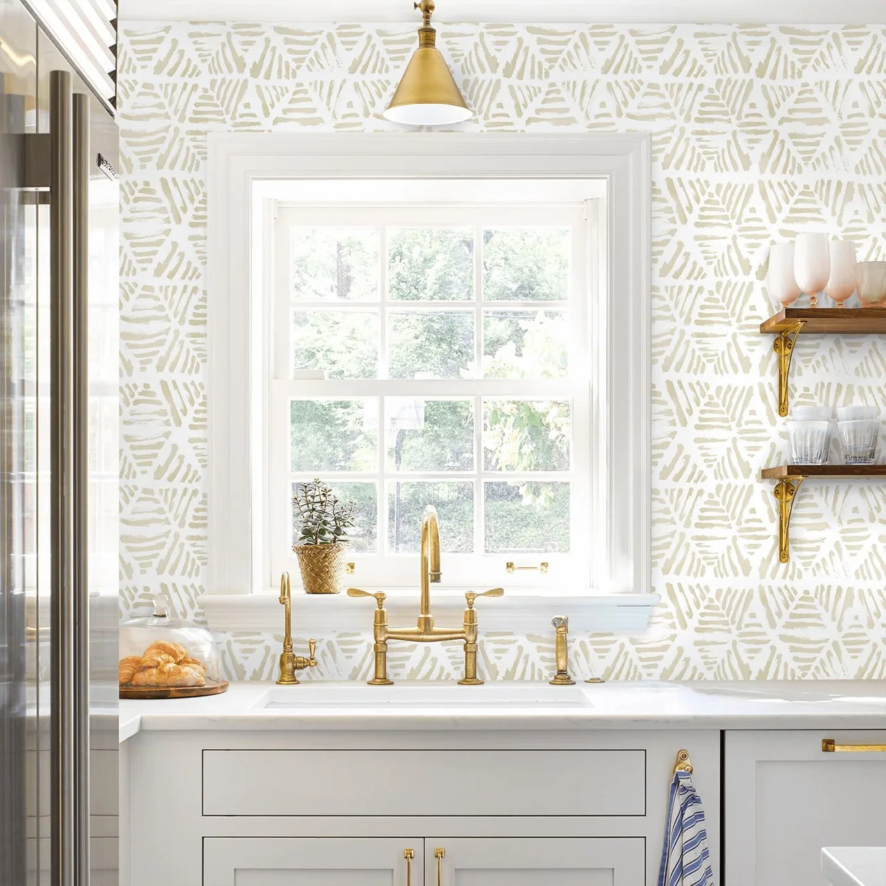 Heroad Beige Boho Triangle peel and stick wallpaper in a room