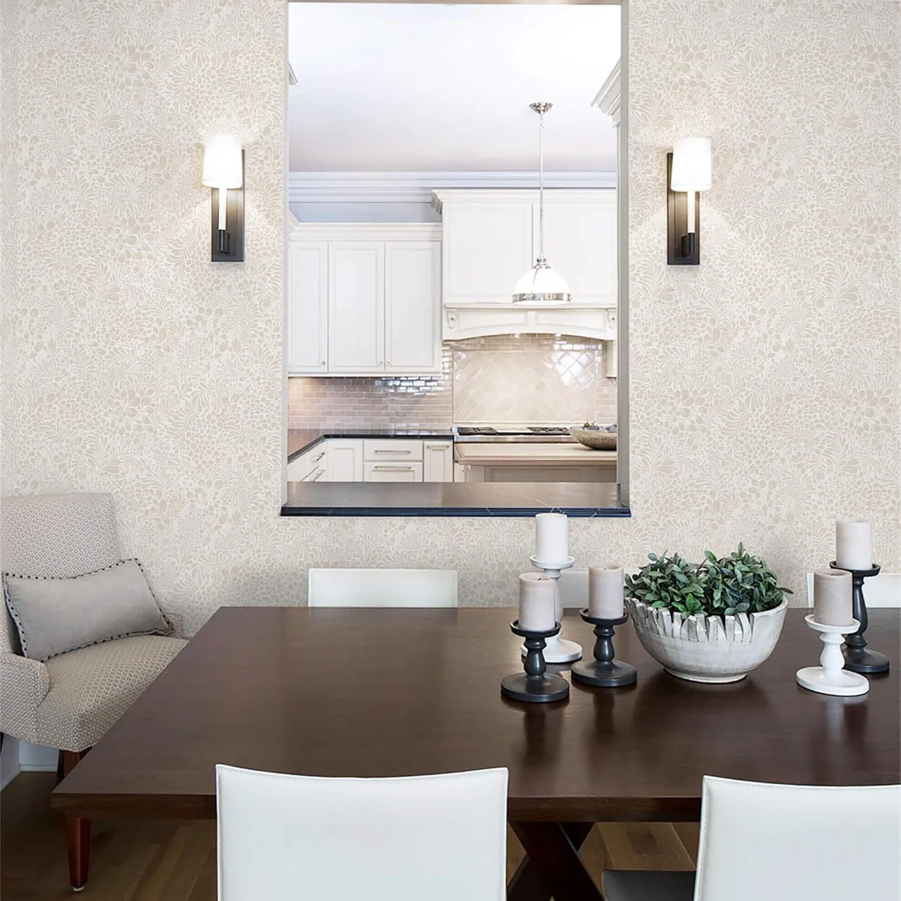 Heroad Cream Paisley peel and stick wallpaper in a room