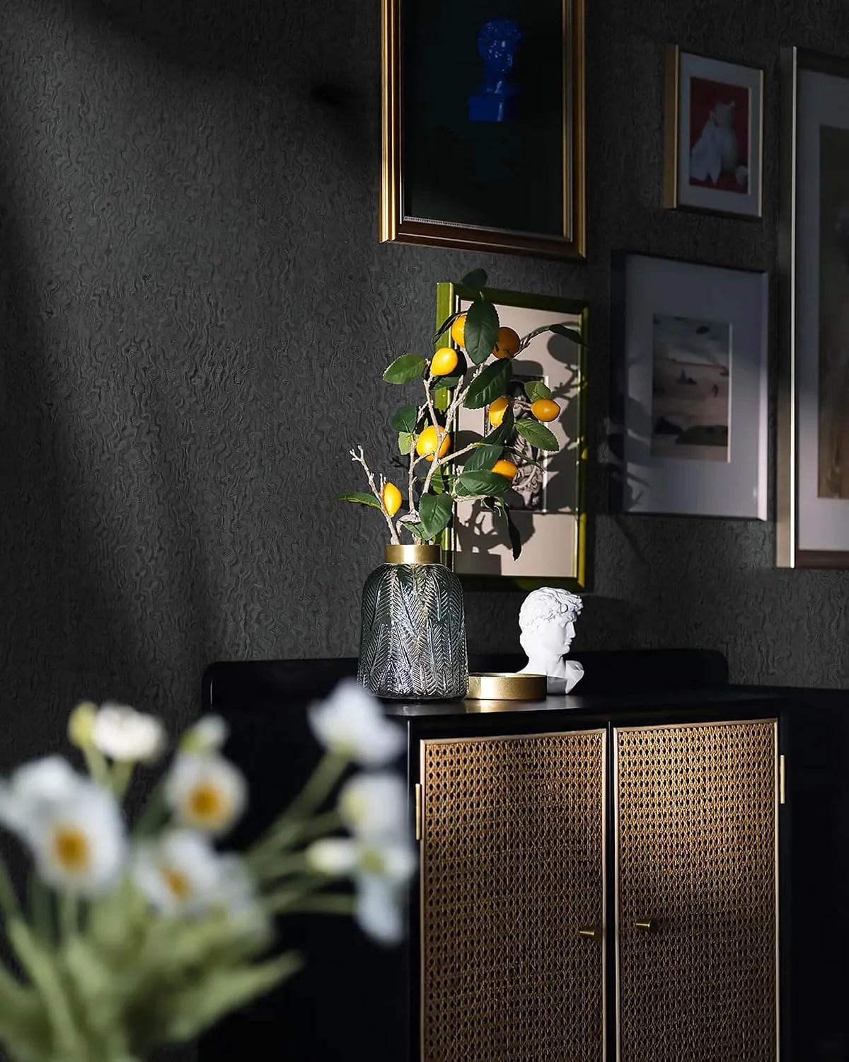 Heroad Dark Grey Textured peel and stick wallpaper in a room