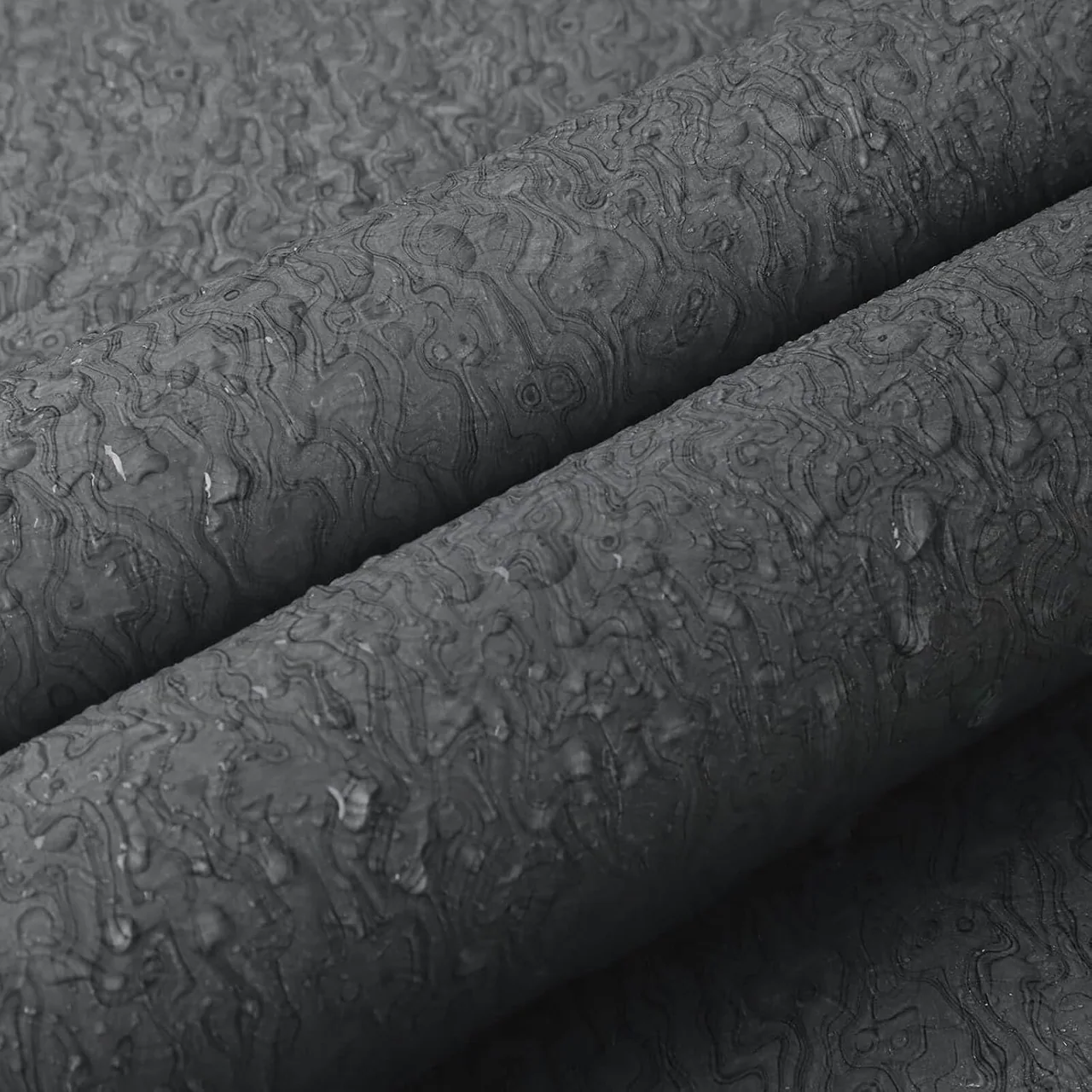 Heroad Dark Grey Textured peel and stick wallpaper in a room